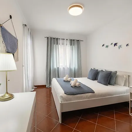 Papoa House Peniche